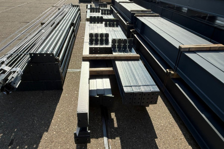 19.00 x 50.00m (950m²)